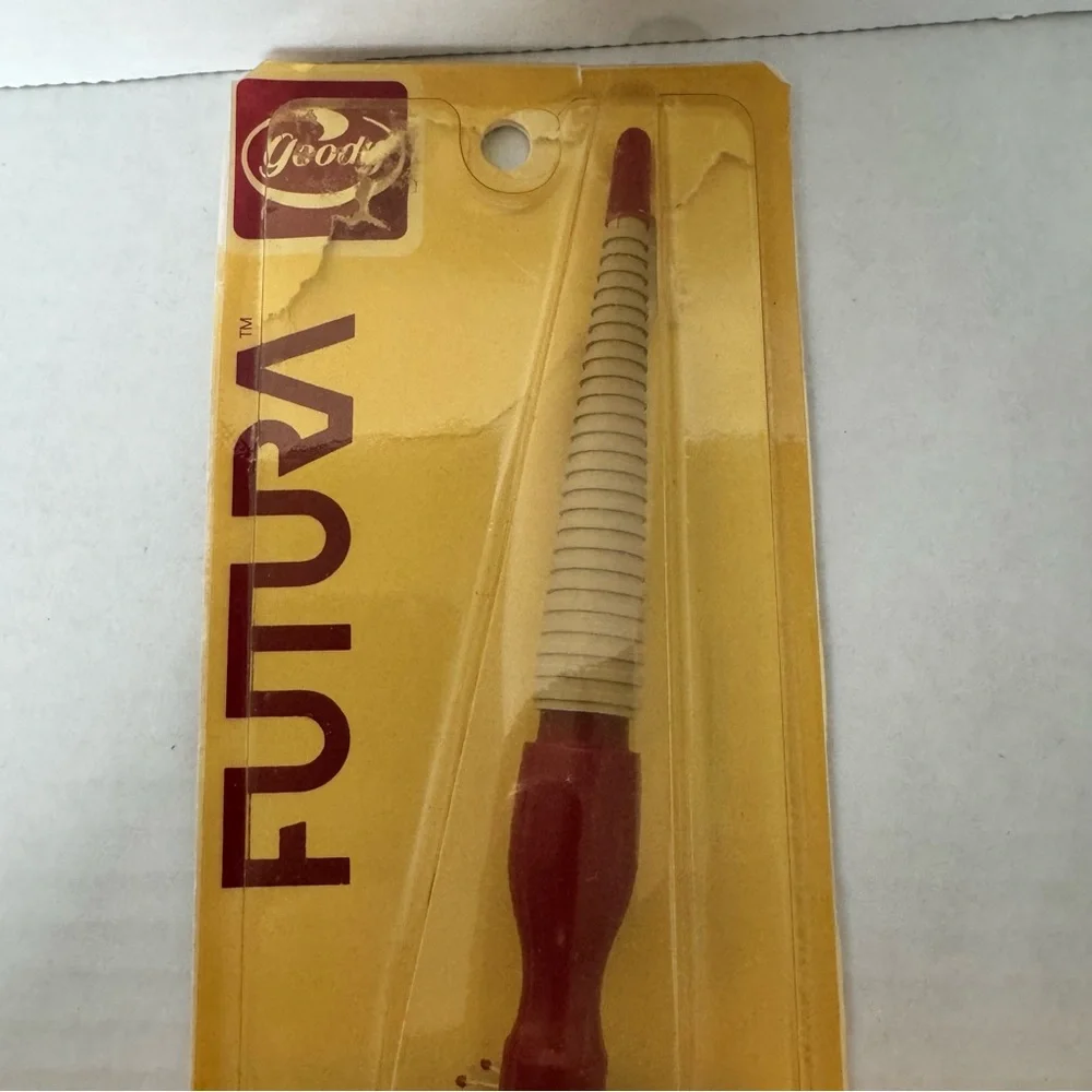 Vintage Goody Futura Round Hairbrush 1985 Comfor-Tip Bristles Red Tan Grip - Picture 2 of 14